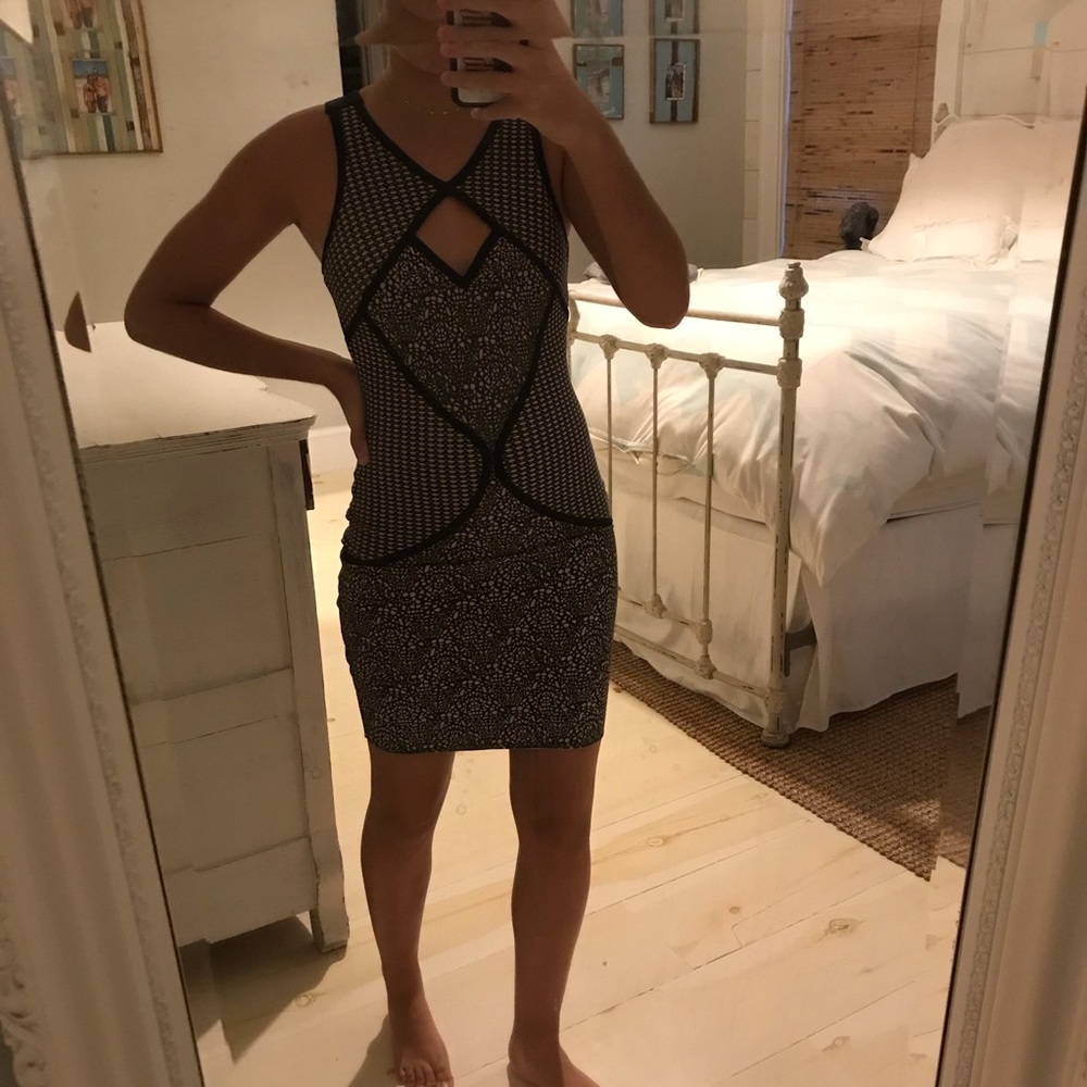 Patterned Dress with Mesh Back